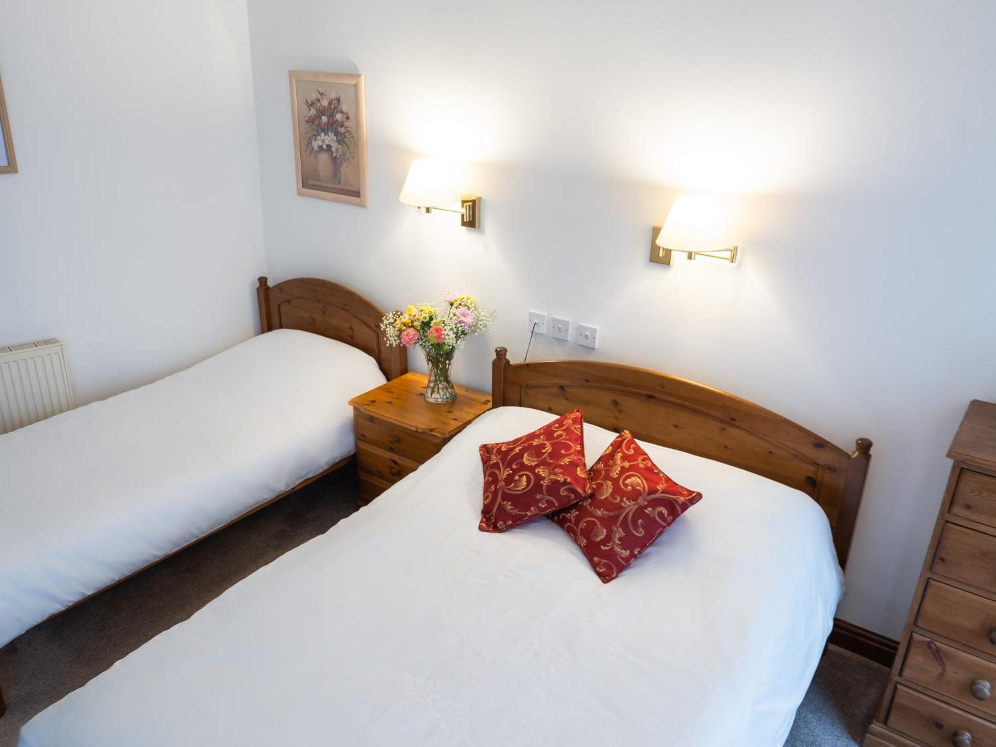 Garden Hotel Bangor  Room photo